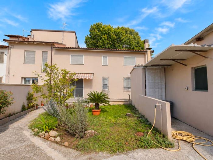 Casa con 6 locali in vendita in Via Giacomo Bettinelli, Pontasserchio Pappiana, San Giuliano Terme