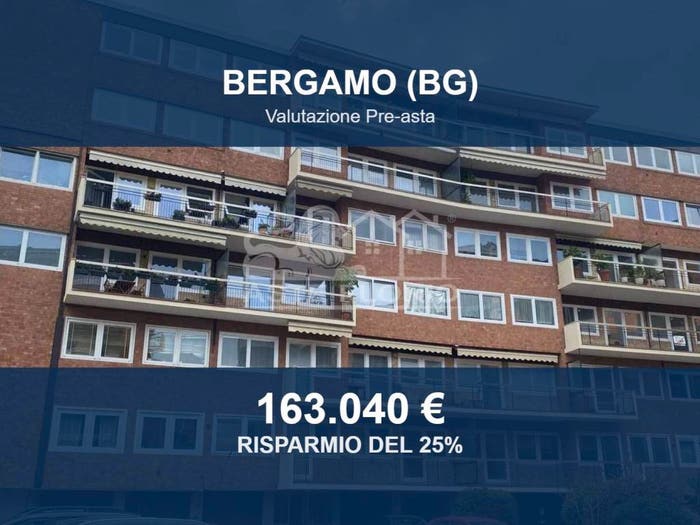Appartamento quadrilocale in vendita in Via Degli Albani, Corridoni Redona, Bergamo