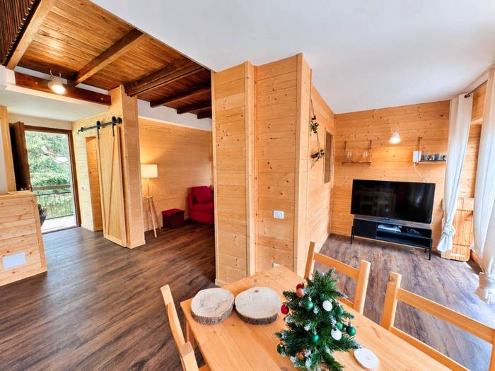 Appartamento trilocale in vendita in Frazione Sassotetto, Sasso Tetto E Villaggio Hermitag, Sarnano