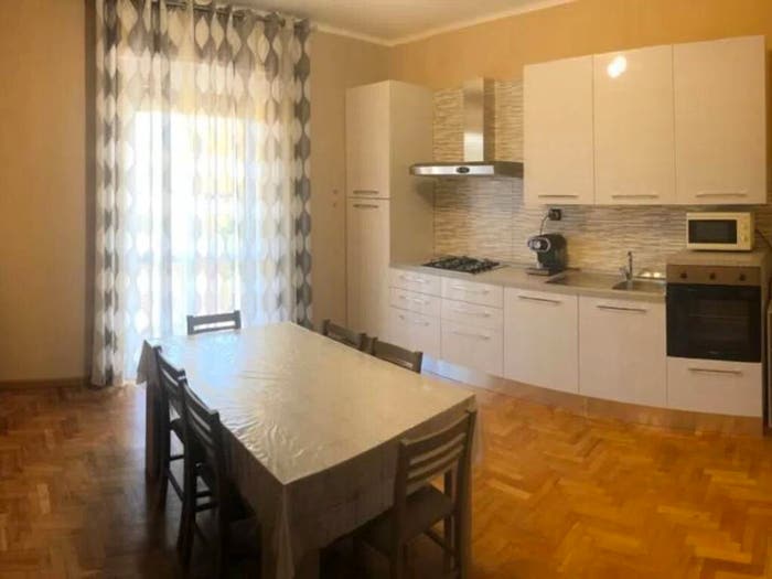 Appartamento con 6 locali in vendita in Asti, Canelli