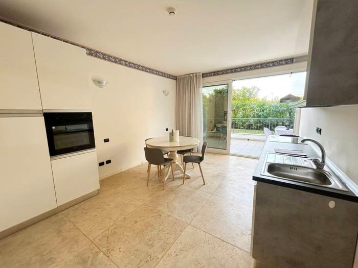 Appartamento bilocale in vendita in Via Francesco Agello, Rivoltella, Desenzano del Garda