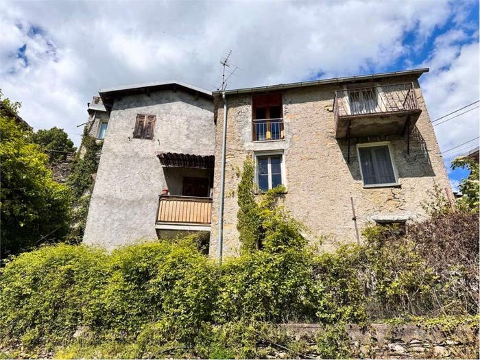 Casa con 6 locali in vendita in Via Ospedale, Centro, Rezzo