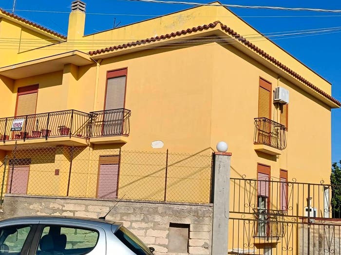 Appartamento con 6 locali in vendita in Città Giardino, Melilli