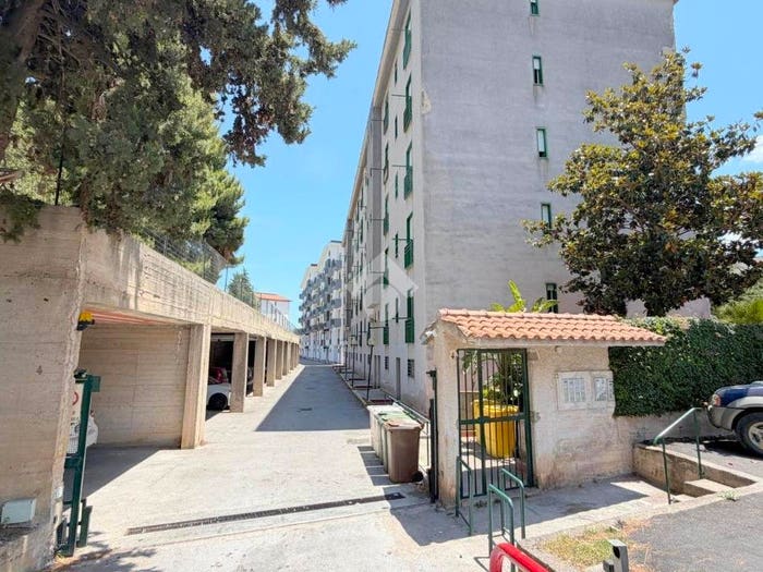 Appartamento con 5 locali in vendita in Via Biagio Giordano, Centro, Monreale