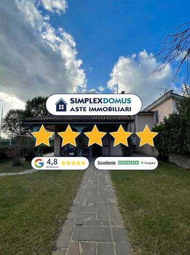 Appartamento con 6 locali in vendita in delle Robinie, Colle Farnese, Nepi