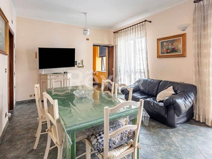 Casa con 5 locali in vendita in VIA NAZIONALE ARCHI, Archi, Reggio Calabria