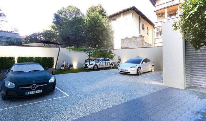 Appartamento con 6 locali in vendita in Viale Don Giovanni Minzoni, Libertà Savonarola, Firenze
