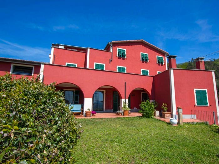 Casa quadrilocale in vendita in Via dei Pilastri, Isola, La Spezia
