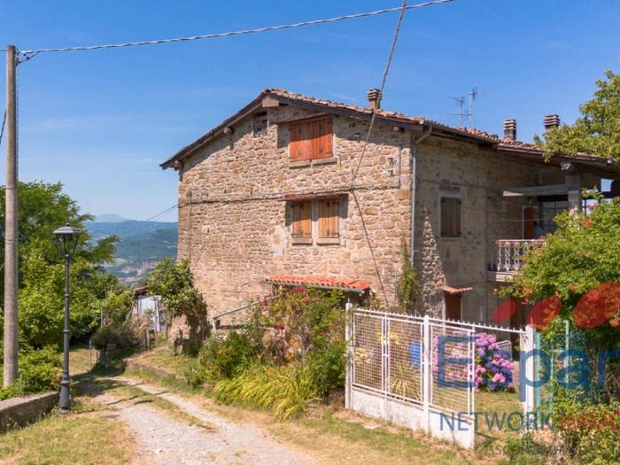 Casa con 6 locali in vendita in località Stanco di Sotto, Grizzana Morandi
