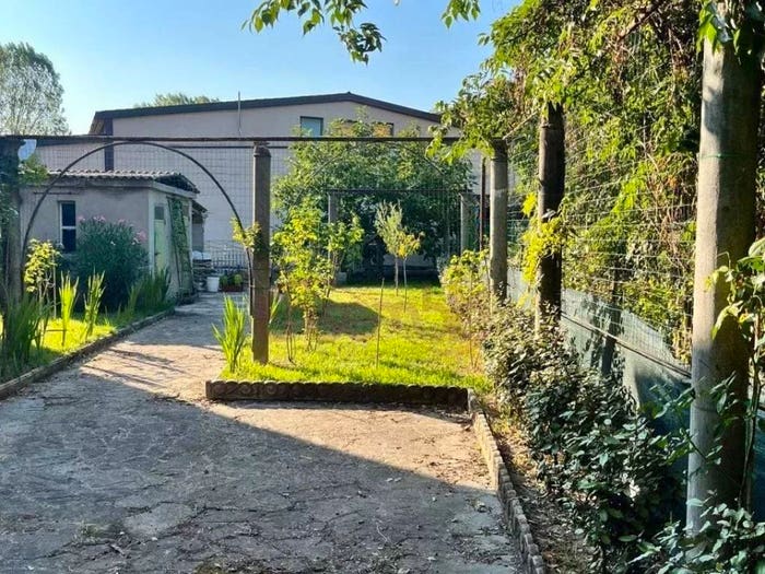 Casa con 5 locali in vendita in Piazza Italo Pizzi, Centro, Fornovo di Taro
