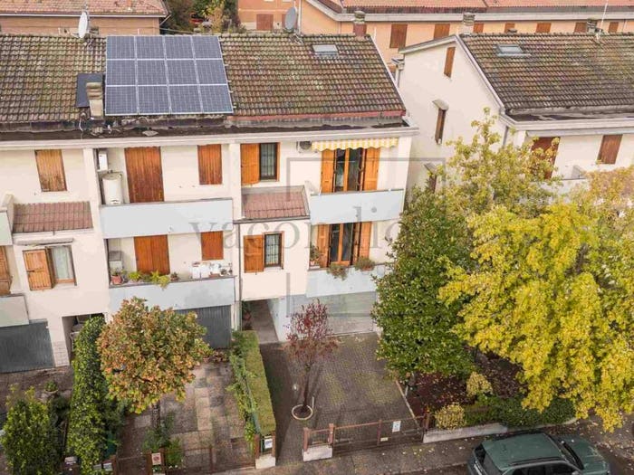 Casa con 6 locali in vendita in Via Giuseppe Parini, San Cataldo, Modena