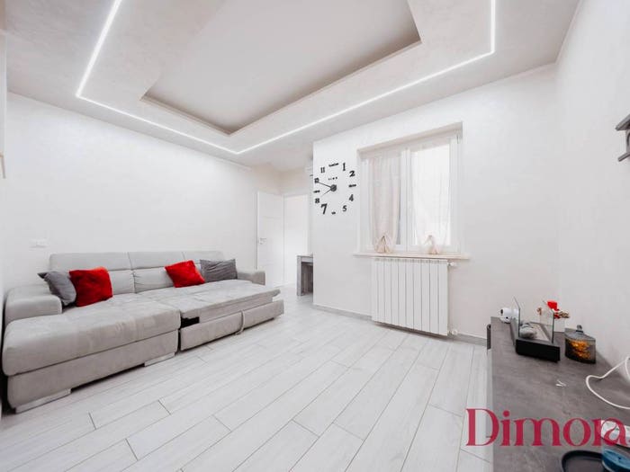 Casa quadrilocale in vendita in Via Santa Marina Salina, Borghesiana, Roma