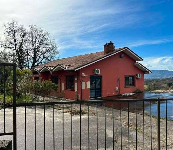 Casa con 6 locali in vendita in Via Romanelle, Cervaro