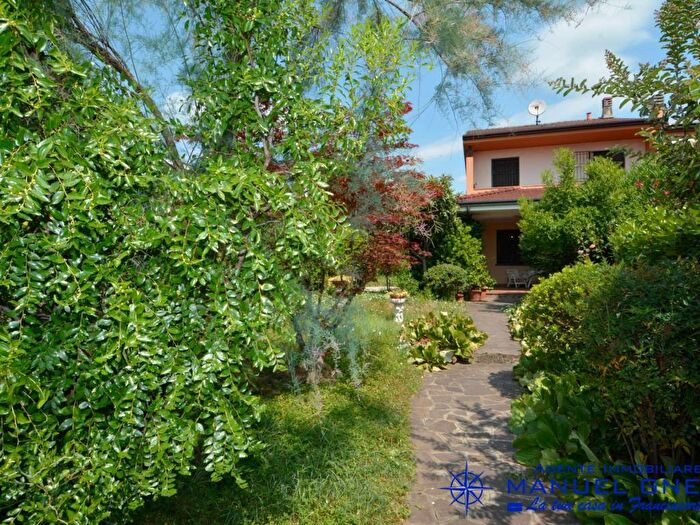 Casa quadrilocale in vendita in Via Caporalino, Centro, Cellatica