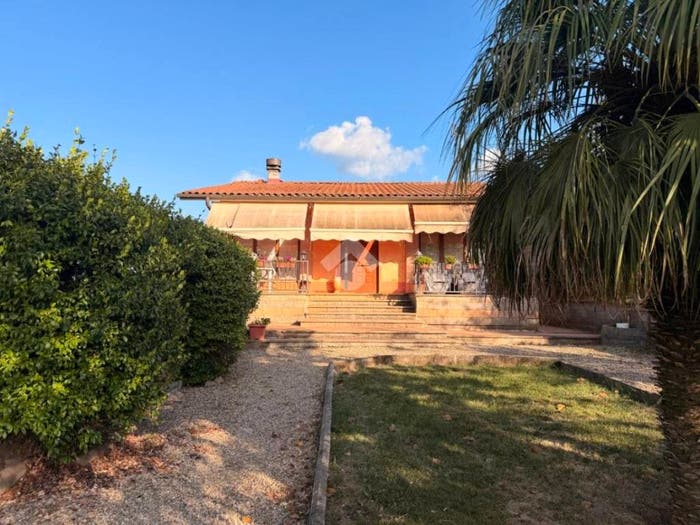 Casa trilocale in vendita in Contrada san pietro, Soriano nel Cimino