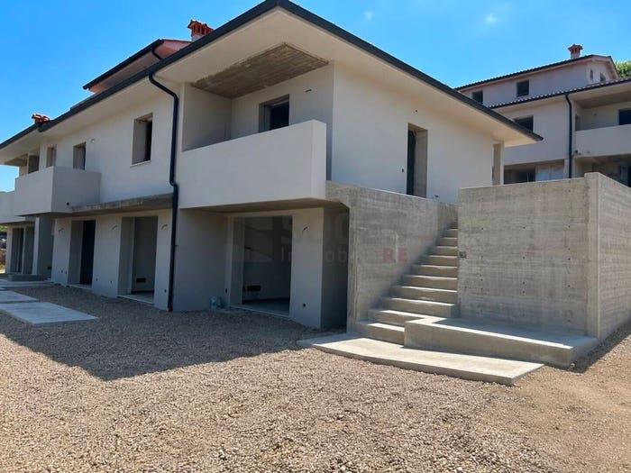 Casa quadrilocale in vendita in Via XXV Aprile, Incisa In Val D'Arno, Figline e Incisa Valdarno