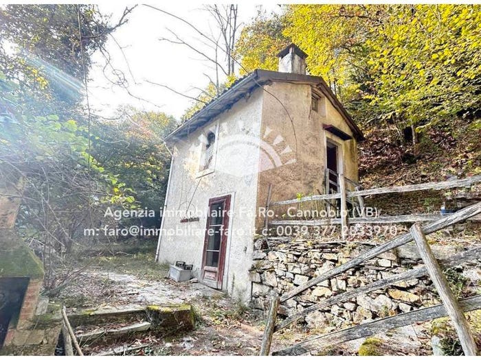 Casa trilocale in vendita in Strada Valle Intrasca, Intragna
