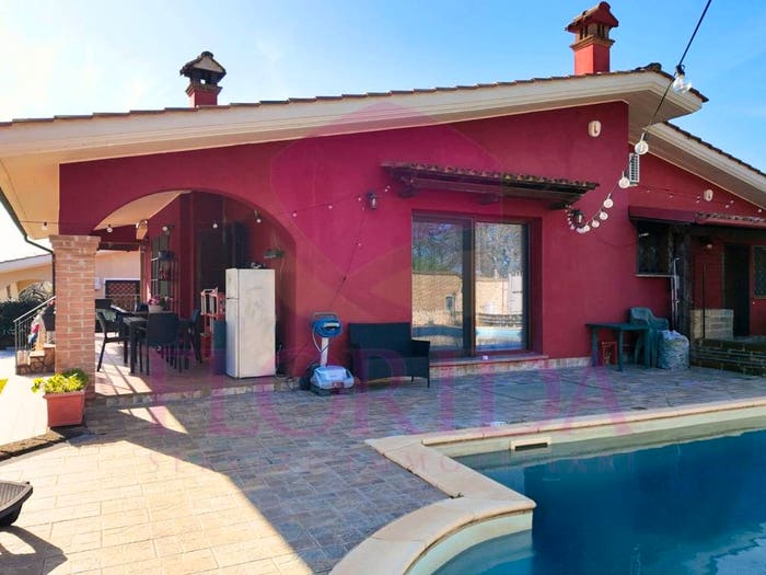Casa trilocale in vendita in Via Gorizia, Nuova Florida, Ardea