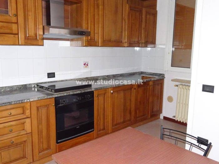 Appartamento trilocale in vendita in Centro, Cremona