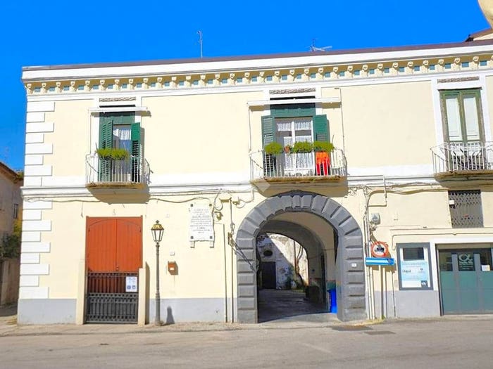 Casa trilocale in vendita in Largo la Sanfelice, Centro, Montecorvino Rovella