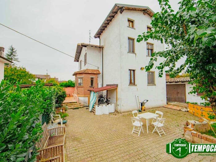 Casa quadrilocale in vendita in Viale della Resistenza, Bressana Bottarone