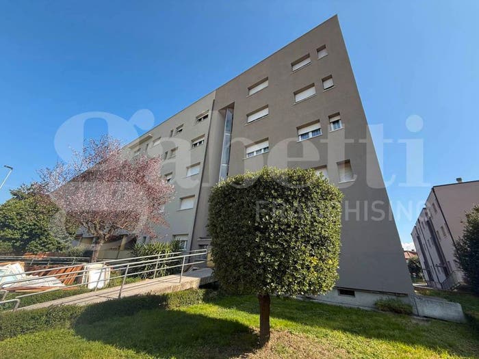 Appartamento trilocale in vendita in VIA GRAN SASSO, Bastia, Bastia Umbra