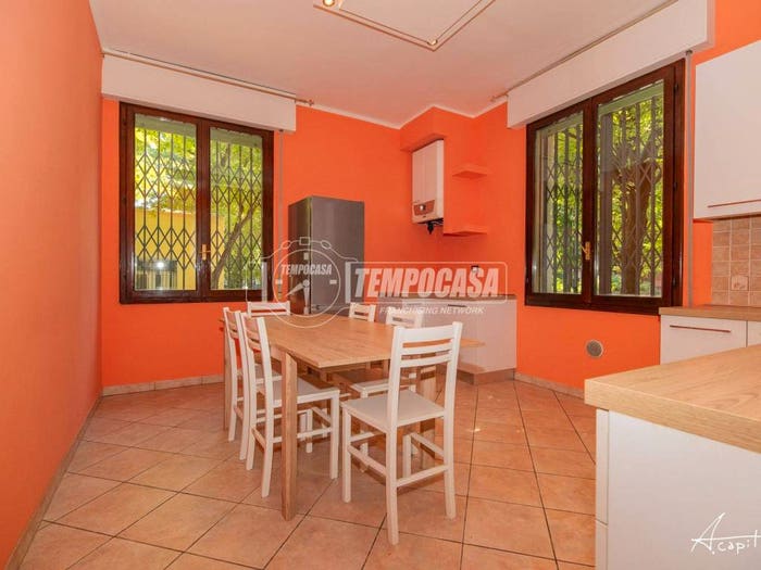 Appartamento trilocale in vendita in Via Domenico Cucchiari, Sant'Agnese Università, Modena