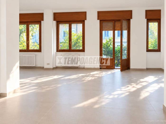 Appartamento con 5 locali in vendita in Via Visconti D'Aragona, Città Studi, Milano