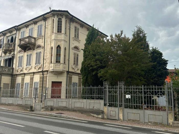 Casa con 6 locali in vendita in Via Torino, Cavaglià