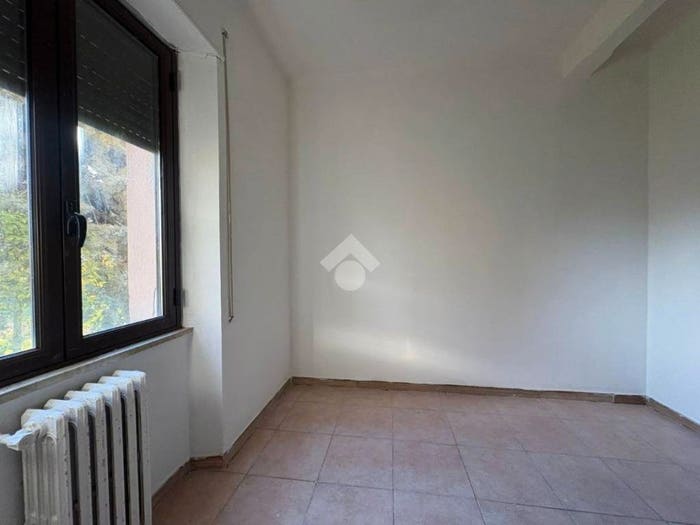 Appartamento quadrilocale in vendita in Vico Bambinello Gesù, Pontegrande Sant'Elia, Catanzaro