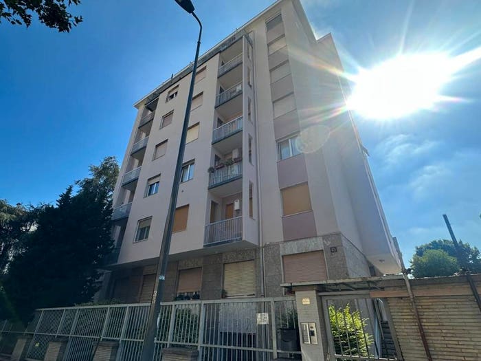 Appartamento trilocale in vendita in Via Alfonso Capecelatro, San Siro, Milano