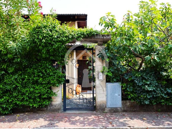 Casa con 6 locali in vendita in Via Roma, Centro, Torre Pellice