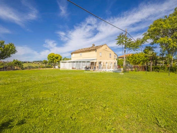 Casa quadrilocale in vendita in Via San Giuseppe, Centro, Corridonia