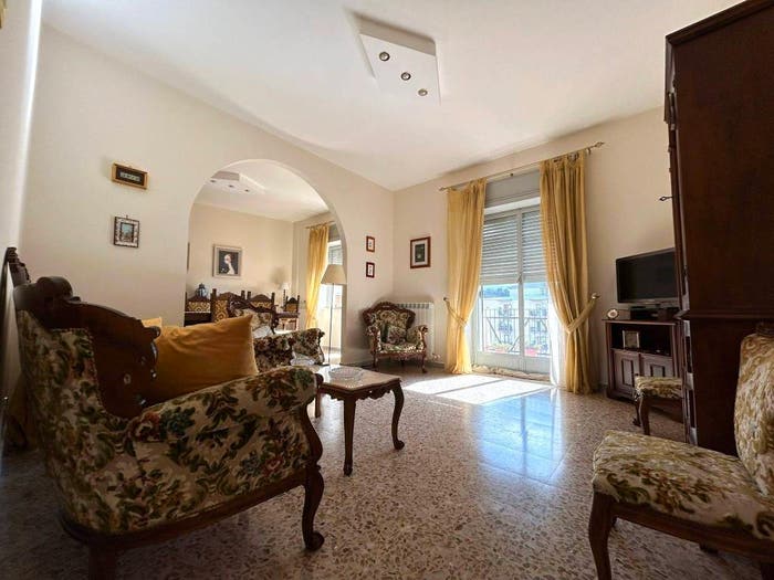 Appartamento quadrilocale in vendita in Via Giuseppe Isnardi, Centro, Cosenza