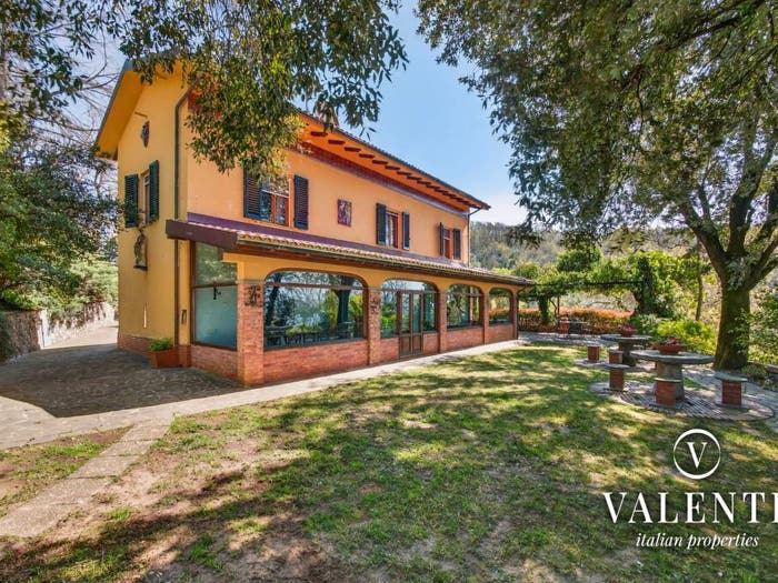 Casa con 6 locali in vendita in Via del Pino, Pieve a Nievole