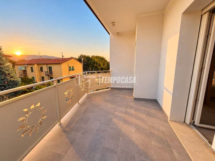 Appartamento trilocale in vendita in Via Ugolino Ugolini, Sant'Anna, Brescia