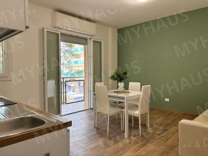 Appartamento trilocale in vendita in Via Firenze, Gatteo A Mare, Gatteo