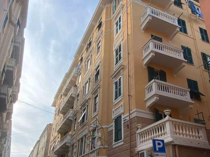 Appartamento quadrilocale in vendita in Via Caterina Rossi, Sestri Ponente, Genova