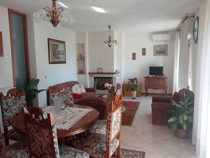 Appartamento trilocale in vendita in Piazza Guglielmo Marconi, Centro, Treppo Grande