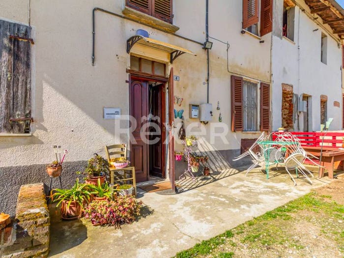 Casa quadrilocale in vendita in Località cascina vadonia, Castagnole Monferrato