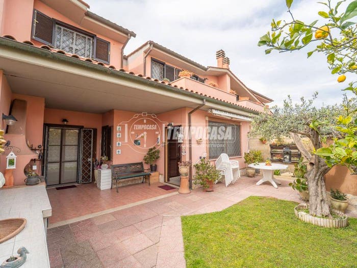 Casa trilocale in vendita in Via Lussemburgo A, Cerreto, Ladispoli