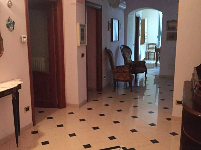 Appartamento con 6 locali in vendita in Campo Cadorna, Centro, Loano