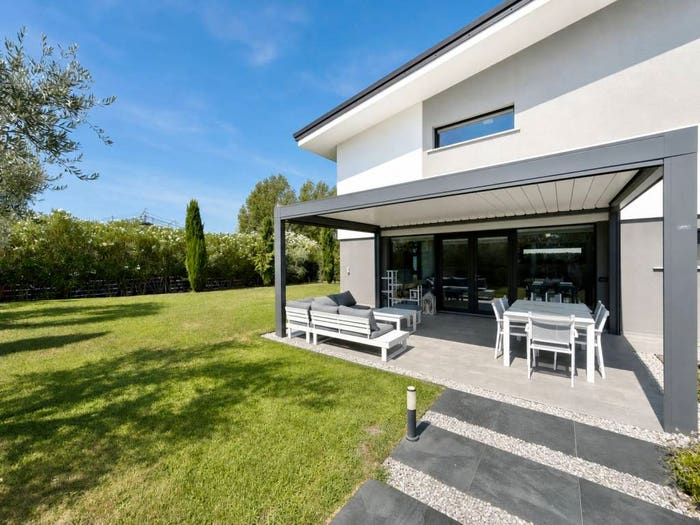 Casa trilocale in vendita in Via della Costa, Moniga del Garda