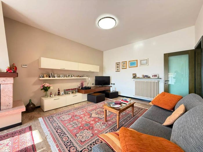 Appartamento trilocale in vendita in Corso della Vittoria, Centro, Legnago