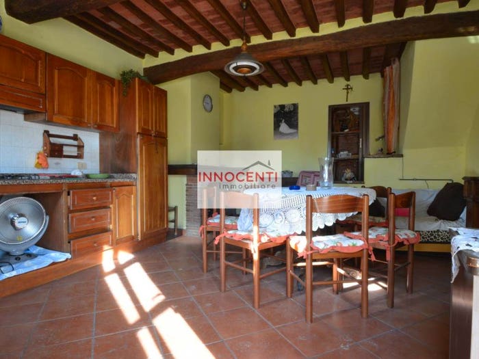 Casa con 5 locali in vendita in Strada Provinciale di Sant'Alessio, Sant'Alessio Carignano, Lucca
