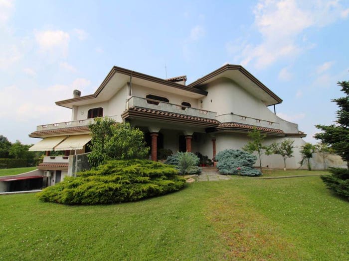 Casa con 6 locali in vendita in Via Costa, Centro, Brogliano