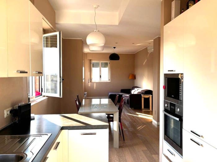 Appartamento trilocale in vendita in Via Cardinale Ascanio Sforza, Pezzotti Meda, Milano