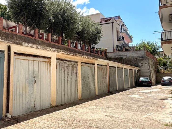 Appartamento quadrilocale in vendita in Via Sant'Agata, Centro, Paola
