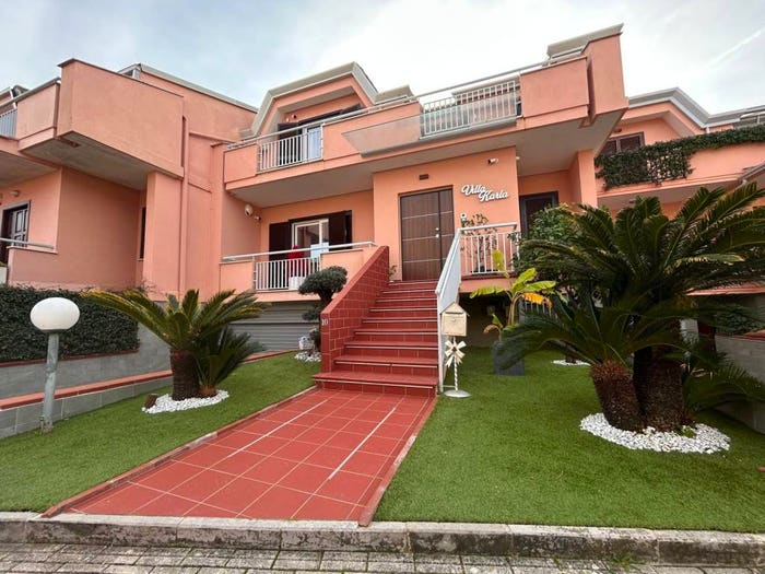 Casa con 5 locali in vendita in Via Michele Camusso, Ercole, Caserta