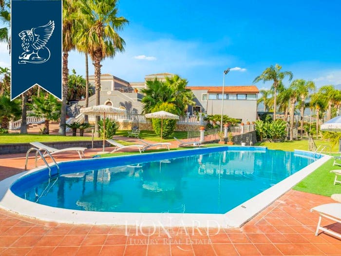 Casa con 6 locali in vendita in Pennisi Santa Maria Ammalati Piano d'Api, Acireale